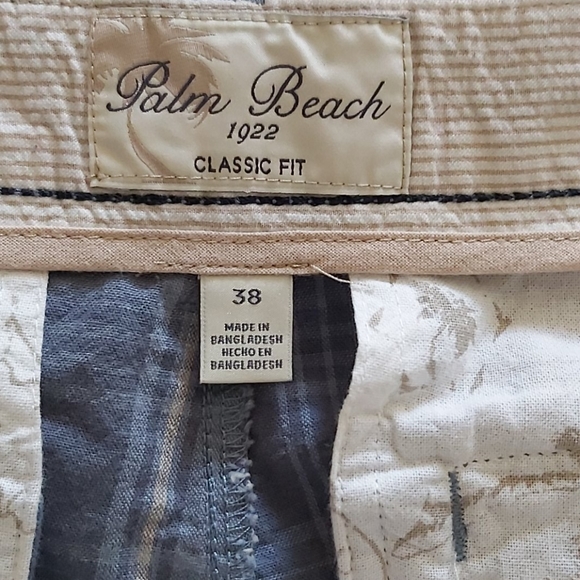 Mens Shorts - Picture 3 of 3